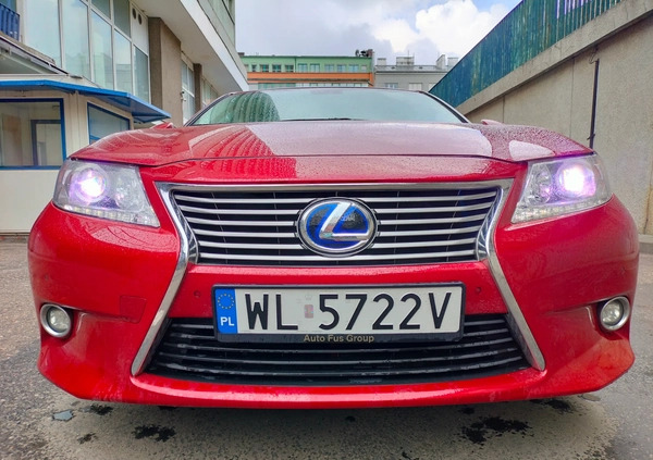 Lexus ES cena 75000 przebieg: 177000, rok produkcji 2014 z Legionowo małe 596